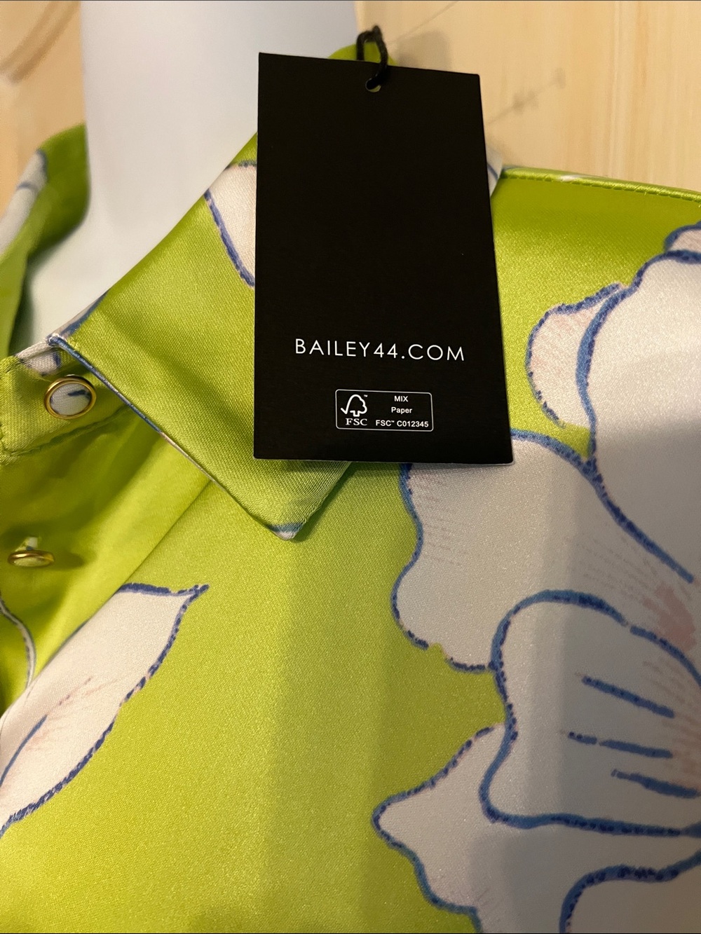 Bailey 44 Lime Green Floral Satin Button-Up Blouse - Picture 8 of 10